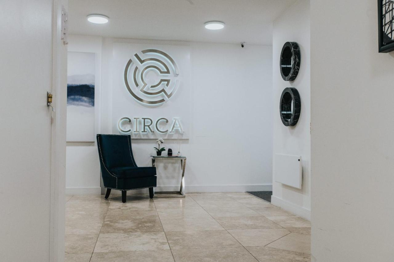 Circa17- Entire Apt, Free Parking, Gym, City Central & Free Netflix Bracknell Buitenkant foto